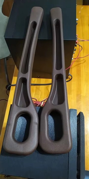 Brown gap filler unboxed